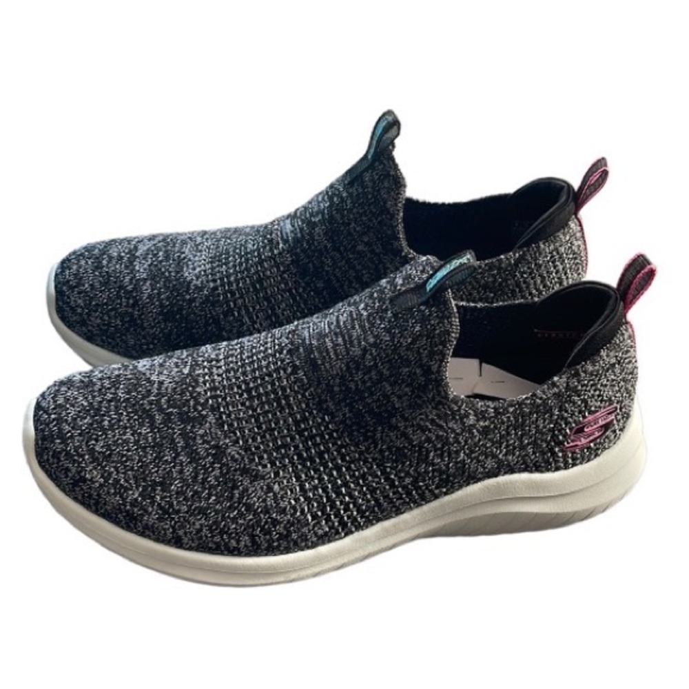 Sketchers Woman’s Shoes